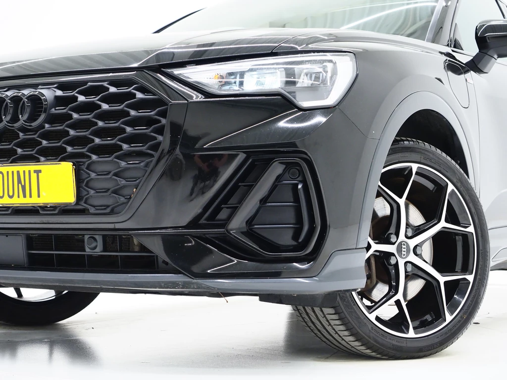 Audi Q3 – foto 11