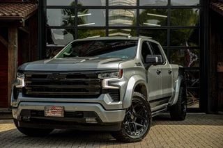 Chevrolet Silverado – thumbnail 1
