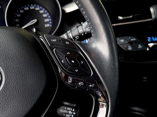 Toyota C-HR – thumbnail 32