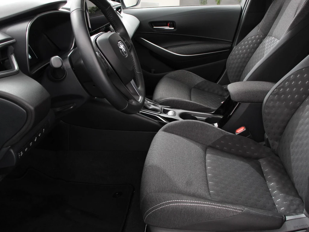 Toyota Corolla Touring Sports – foto 13