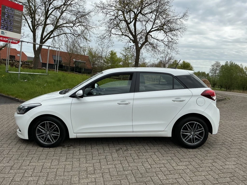 Hyundai i20 – foto 2