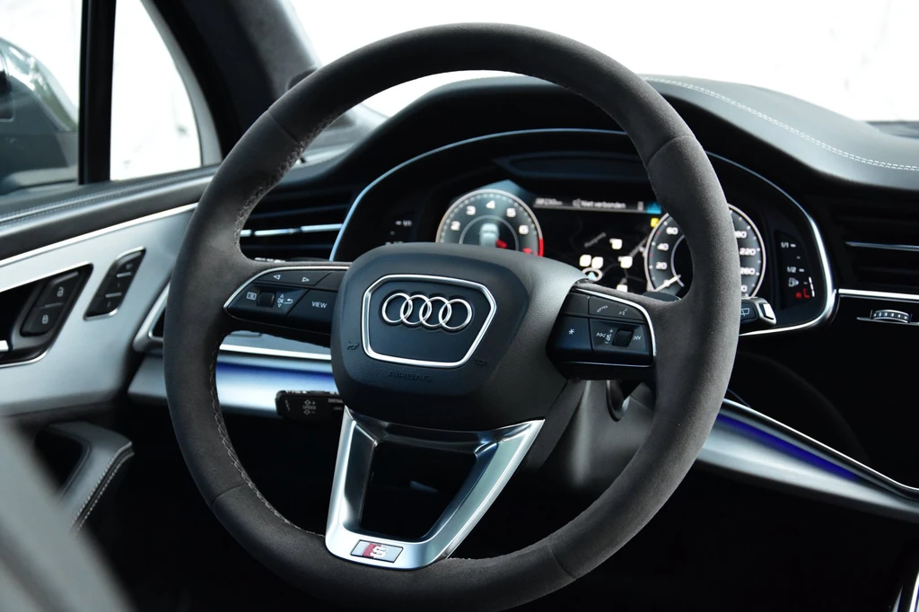 Audi Q7 – foto 16