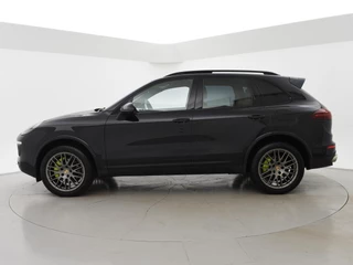 Porsche Cayenne – thumbnail 2