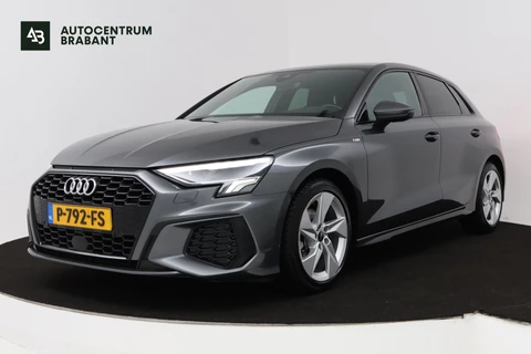 Audi A3 Sportback 30 TFSI S edition (DIGITALE COCKPIT, CRUISE CONTROL ADAPTIEF, NAVIGATIE, PARKEERSENSOREN)