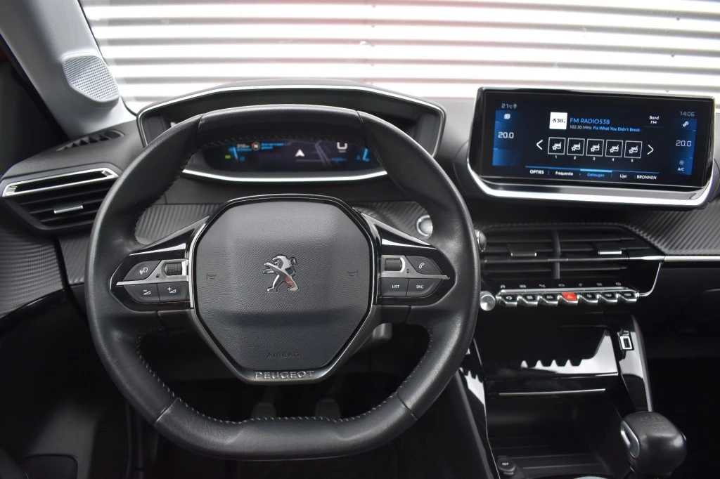 Peugeot 208 – foto 17