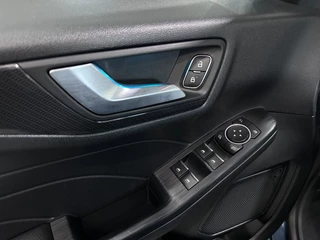 Ford Kuga – thumbnail 17