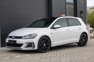 Volkswagen Golf – thumbnail 2