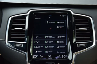 Volvo XC90 – thumbnail 23