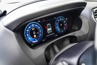 Jaguar F-PACE – thumbnail 47