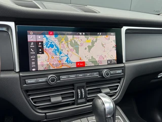 Porsche Macan – thumbnail 10