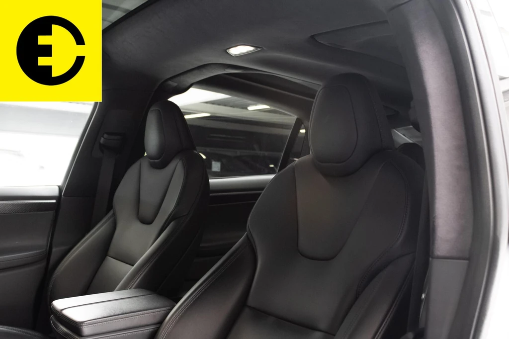 Tesla Model X – foto 13