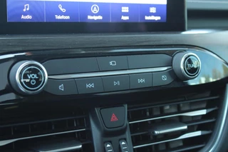 Ford Kuga – thumbnail 33