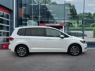 Volkswagen Touran – thumbnail 6