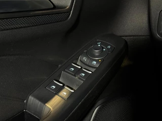 Ford Kuga – thumbnail 33