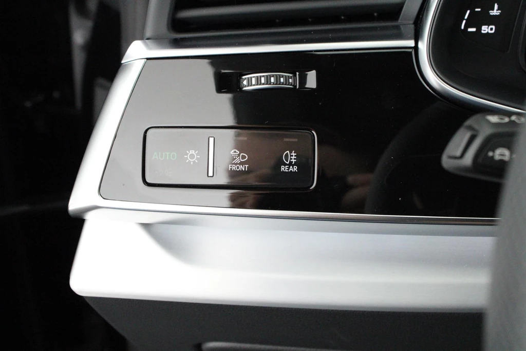 Audi SQ8 – foto 19