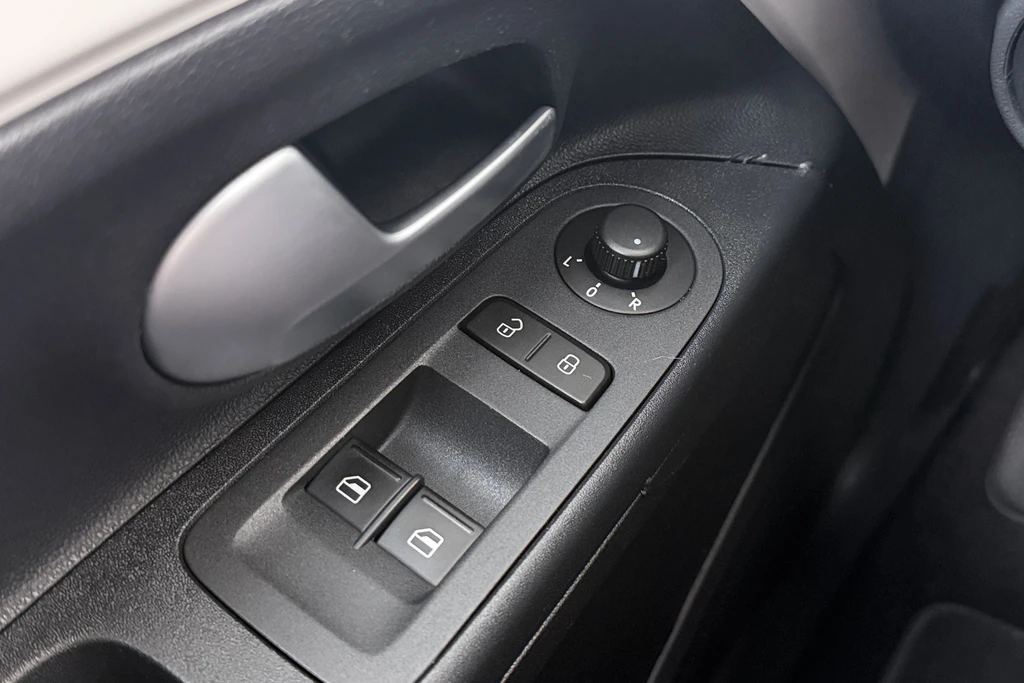 Volkswagen up! – foto 16
