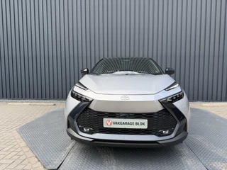 Toyota C-HR – thumbnail 12
