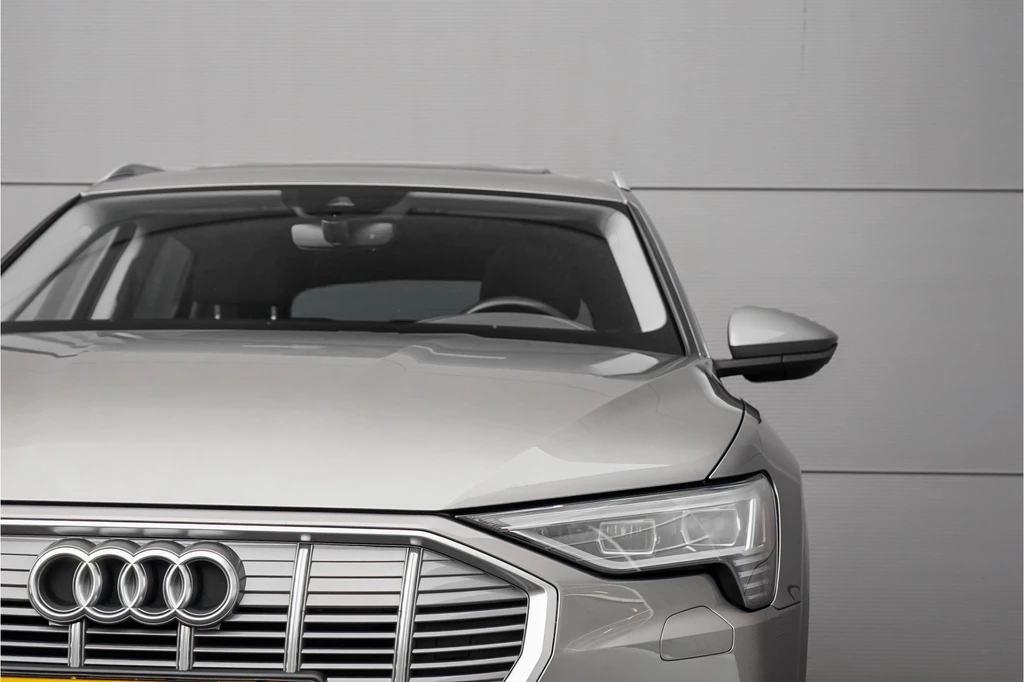 Audi e-tron – foto 8