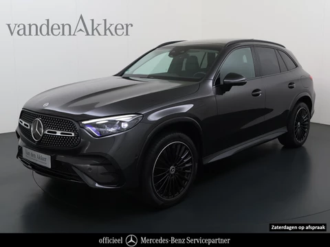 Mercedes-Benz GLC 400e 4Matic AMG 381pk // Panorama dak // Trekhaak // Rijassistentiepakket // Distronic // 360 Camera // 20" AMG // Carplay