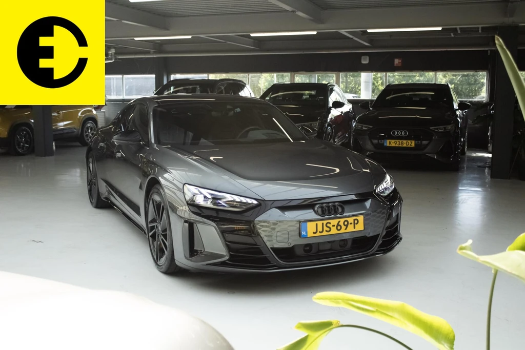 Audi e-tron GT – foto 12