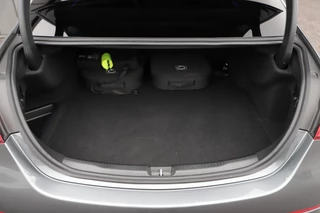 Mercedes-Benz C-Klasse – thumbnail 36