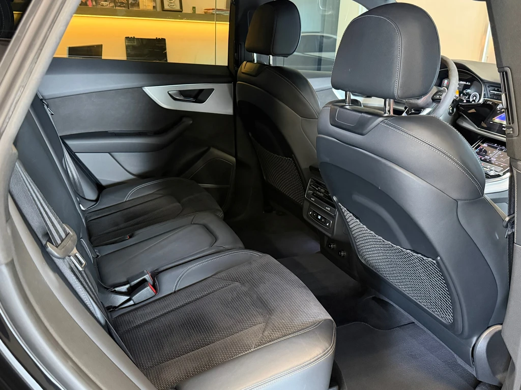 Audi Q8 – foto 33