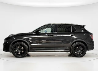Lynk & Co 01 – thumbnail 1