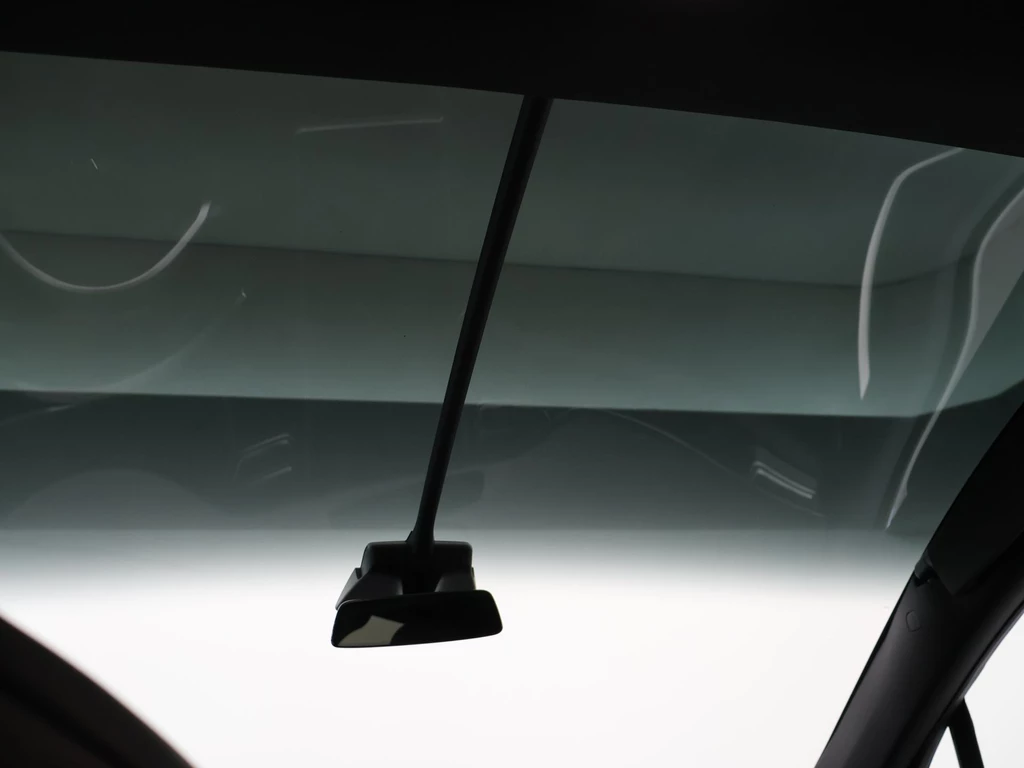 Tesla Model X – foto 22