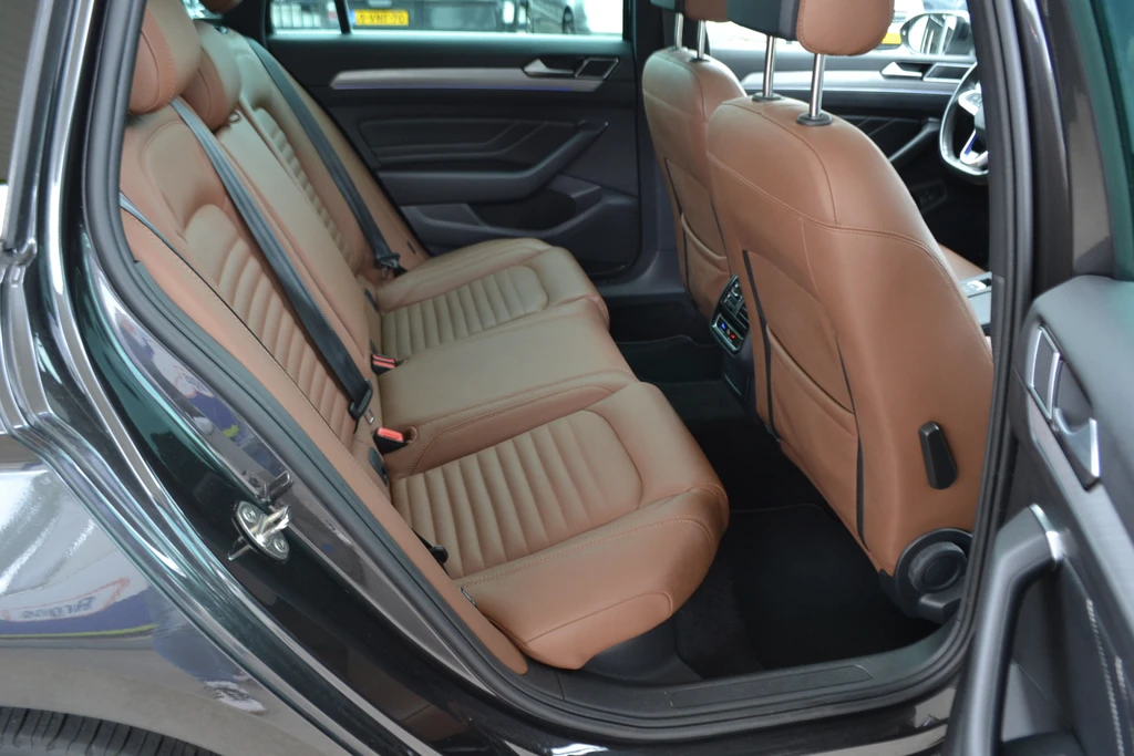 Volkswagen Passat – foto 15