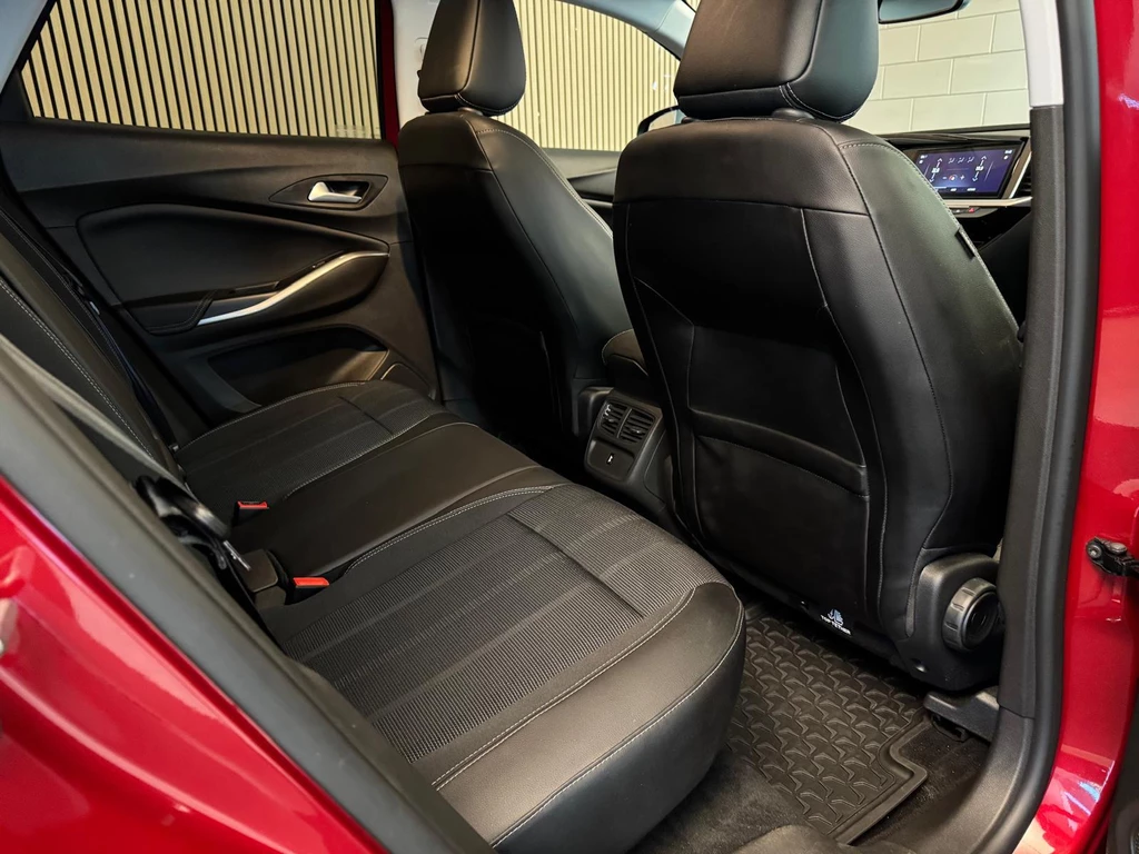 Opel Grandland – foto 32