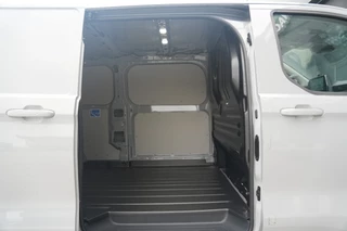 Ford E-Transit Custom – thumbnail 11