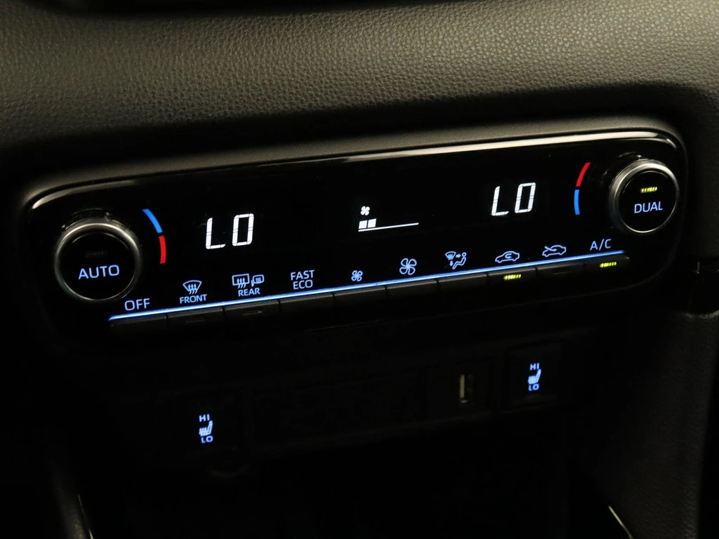 Toyota Yaris – foto 28