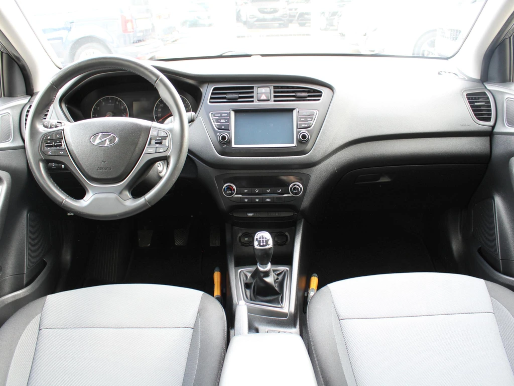 Hyundai i20 – foto 9