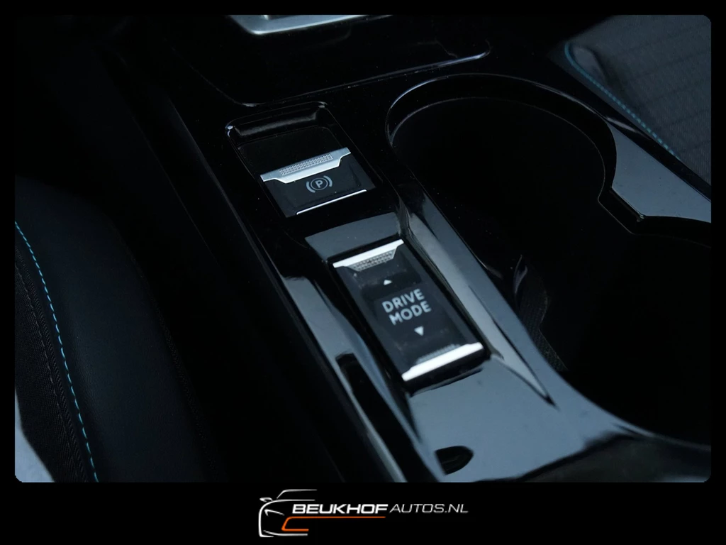 Peugeot e-2008 – foto 11