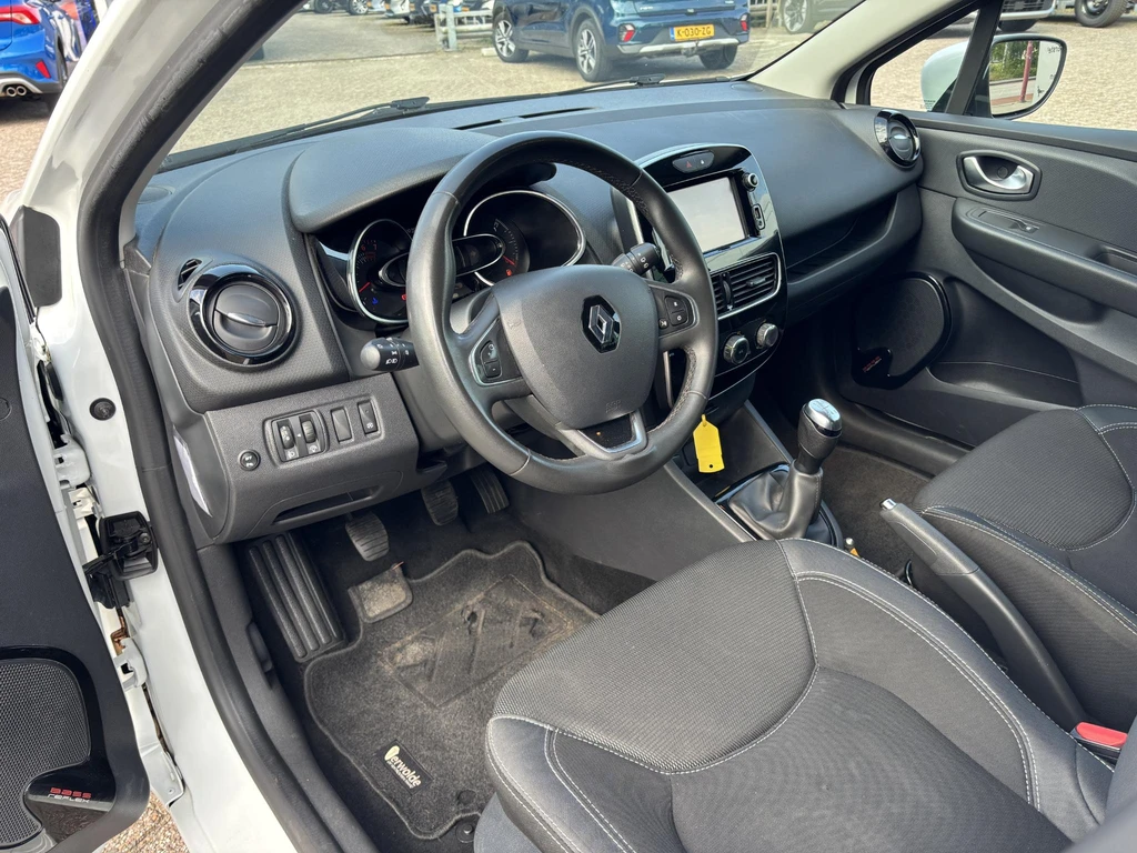 Renault Clio – foto 11