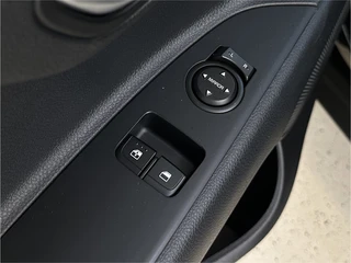 Kia Stonic – thumbnail 27