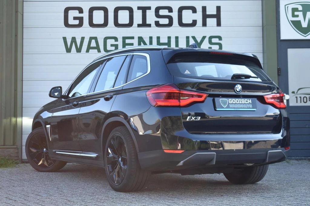BMW iX3 – foto 2