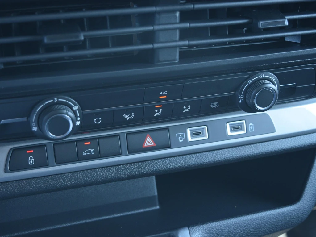 Peugeot e-Expert – foto 13