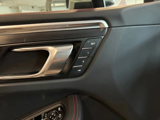 Porsche Macan – thumbnail 32