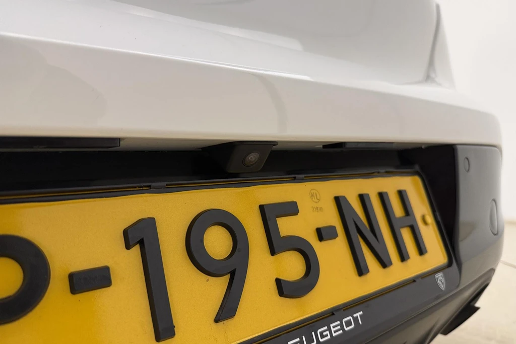 Peugeot 208 – foto 12