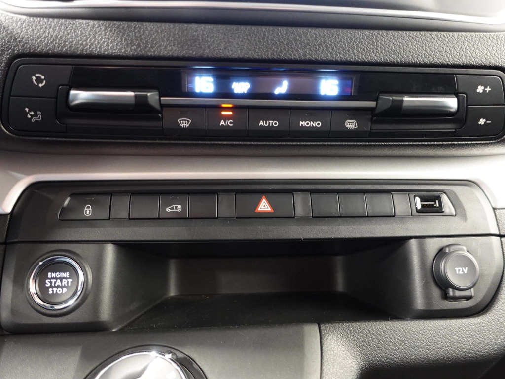 Opel Vivaro – foto 28