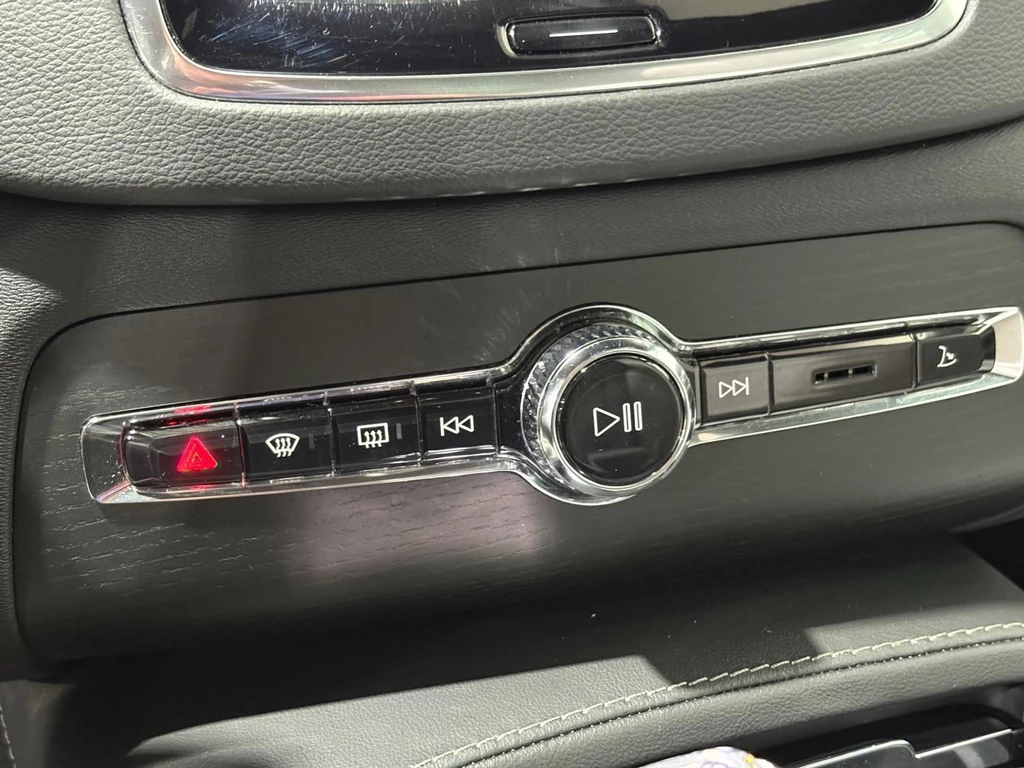 Volvo XC90 – foto 33