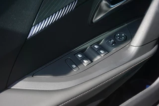 Peugeot 2008 – thumbnail 14