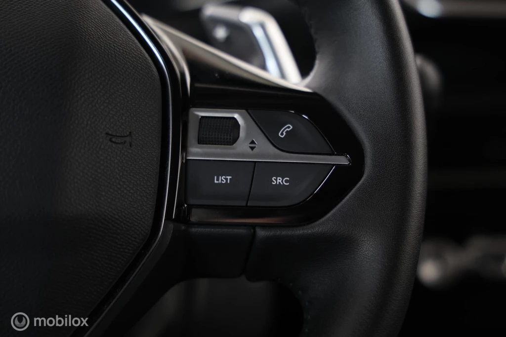 Peugeot 208 – foto 16