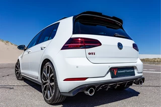 Volkswagen Golf – thumbnail 1