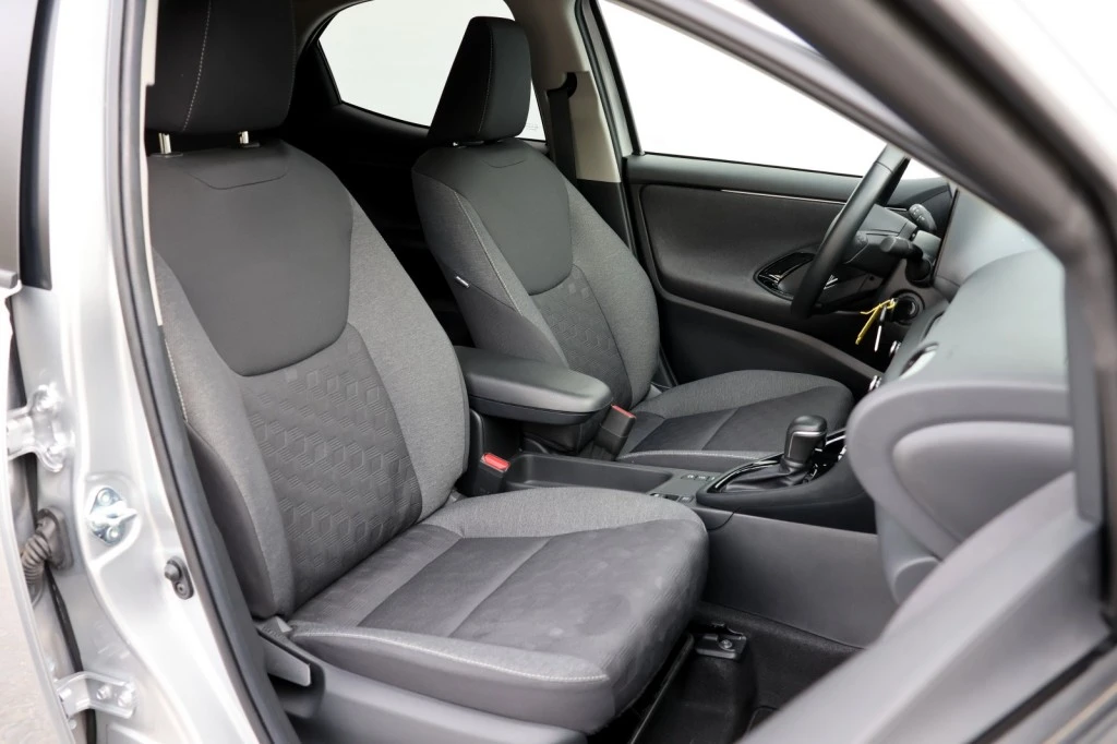 Toyota Yaris – foto 12