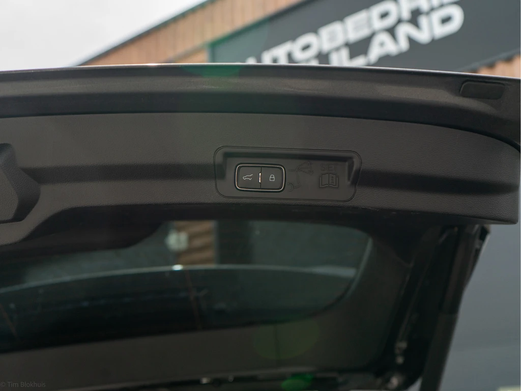 Ford Explorer – foto 24
