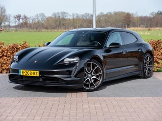 Porsche Taycan – thumbnail 2