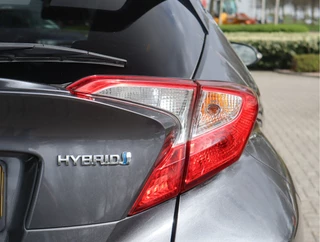 Toyota C-HR – thumbnail 29