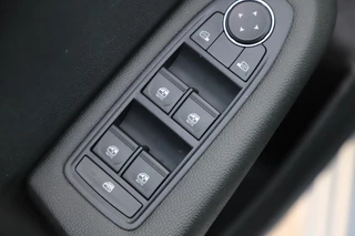 Renault Clio – thumbnail 12